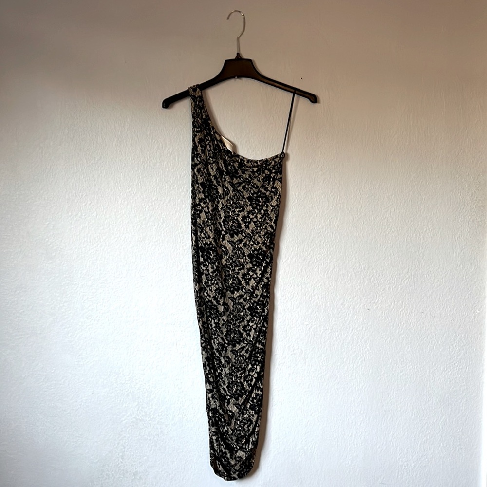 MICHAEL Michael Kors-One Shoulder Ruched Dress-Black & Nude Lace Print-Size M